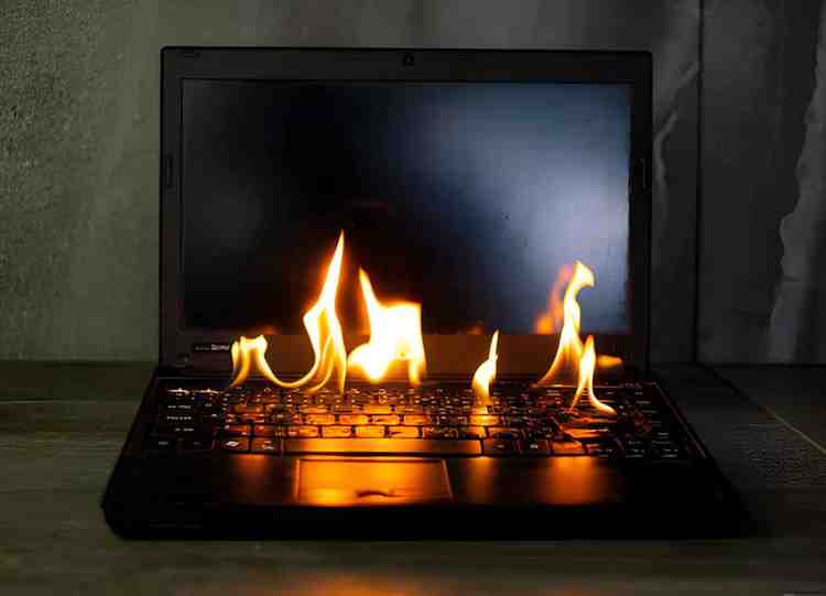 10 Cara Agar Laptop Tidak Cepat Panas & Berisik